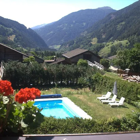 Проживание в семье Casa Da Honna *